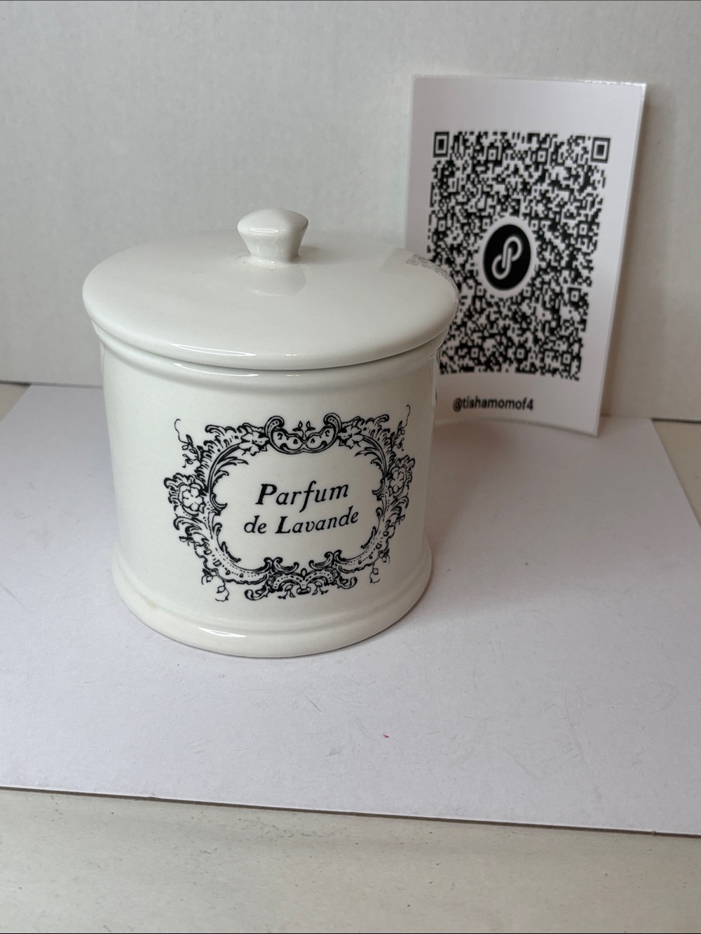 Cypress Home White Ceramic Jar - Parfum de Lavande